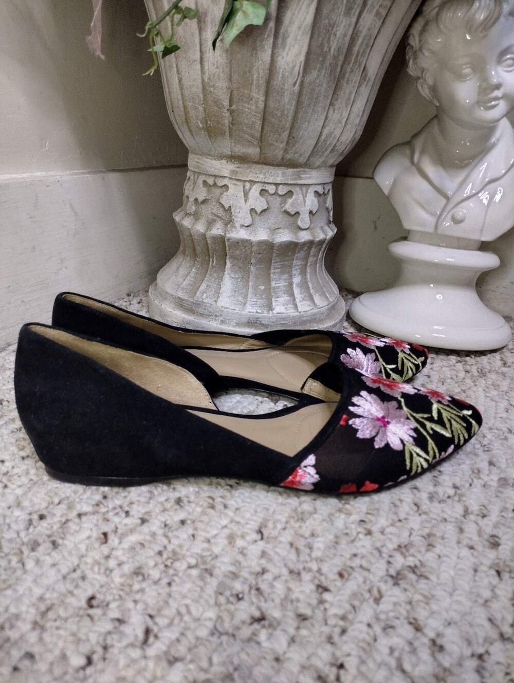 Naturalizer Samantha Black Suede & Floral Embroidered D'Orsay Style Flats